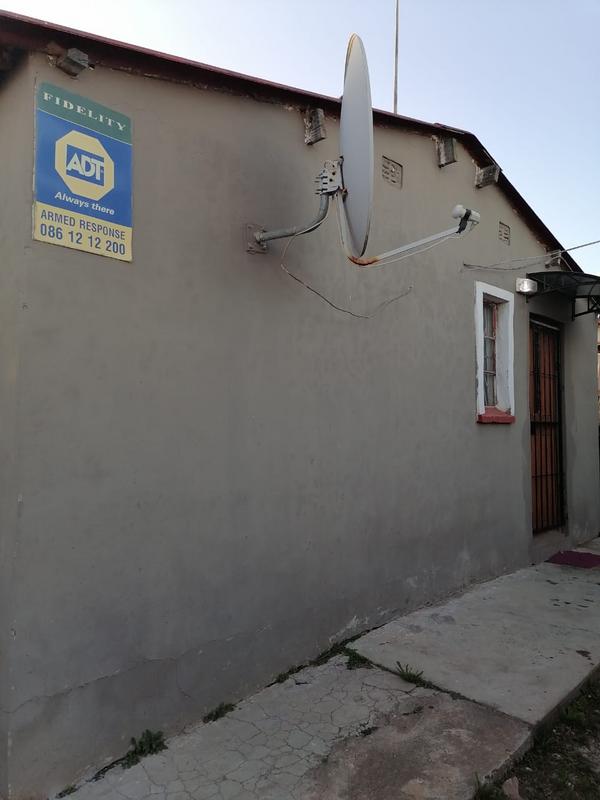 2 Bedroom Property for Sale in Kwa Nobuhle Eastern Cape